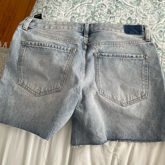 NWT Express Shorts size 10 - Picture 4 of 5